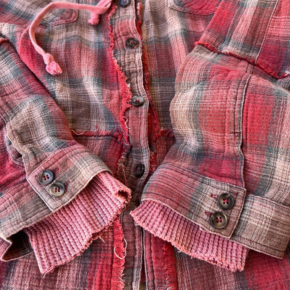 OLI & HALI plaid and waffle pink/rust color, size small, frayed seam Women’s M - Picture 4 of 10